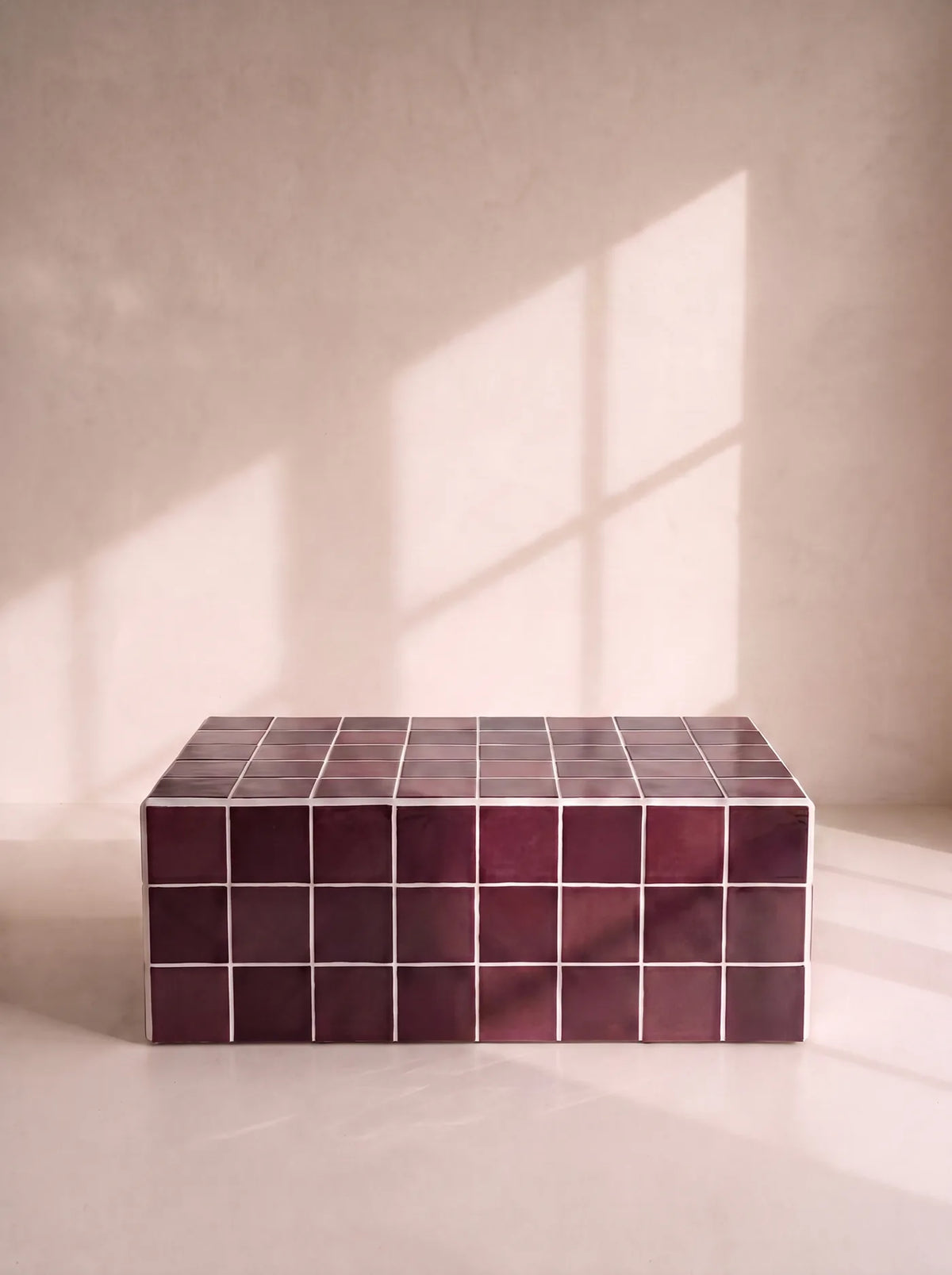 The Eye Catcher – Aubergine