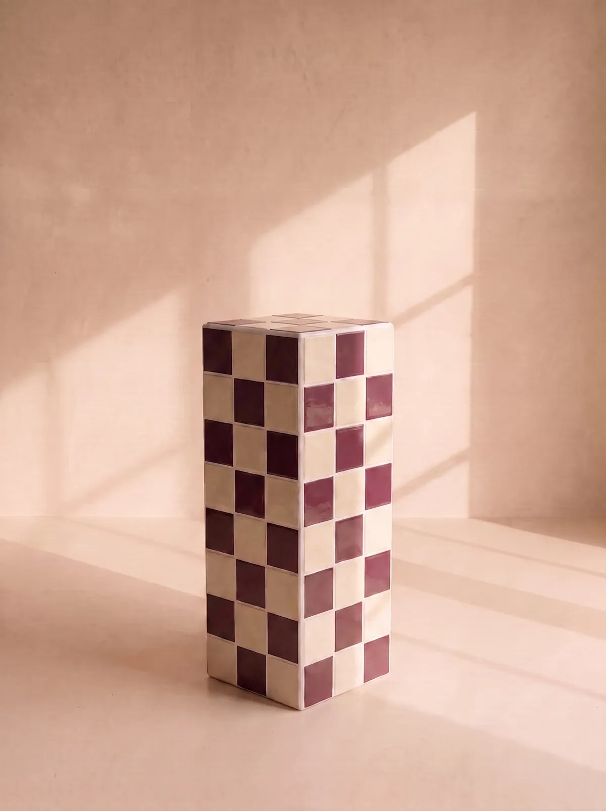 The Column Dopamina – Aubergine / Creme White